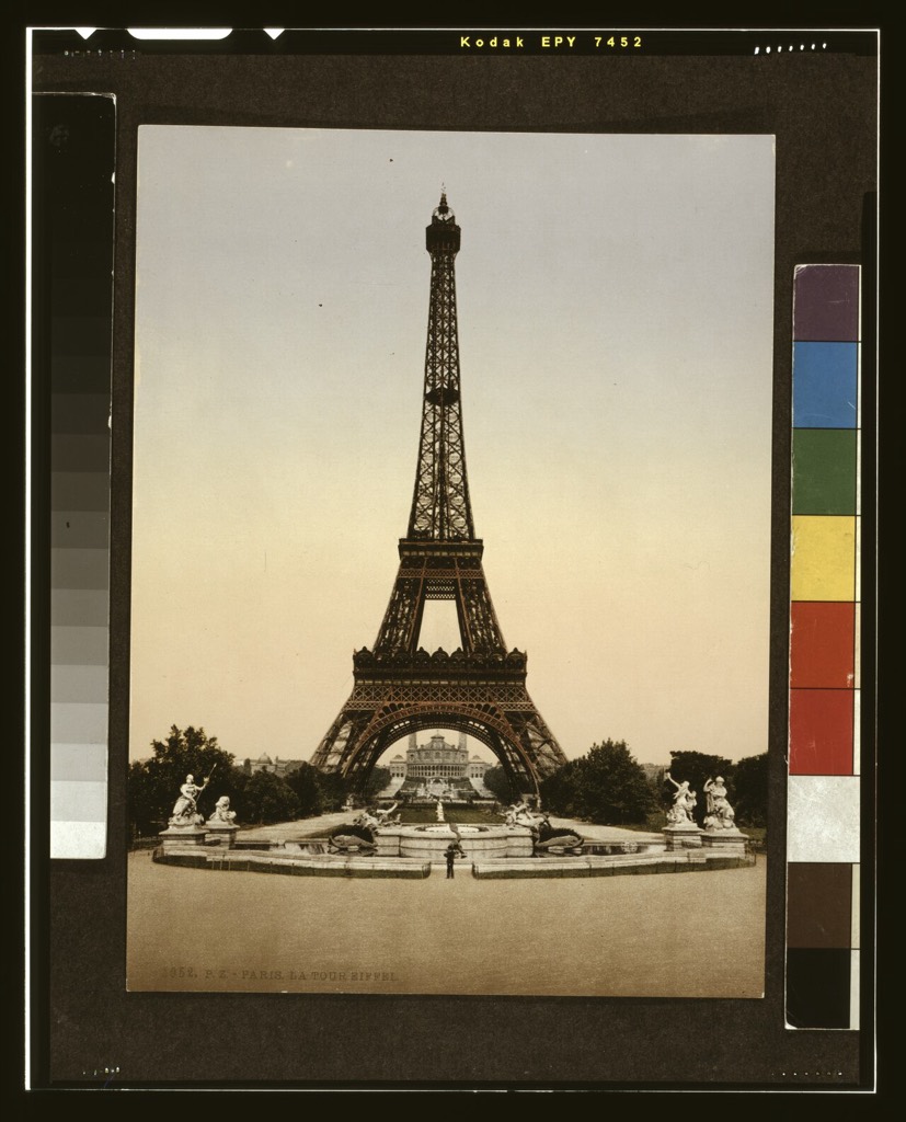 Der Eiffelturm, Blick zum Trocadéro — Photochrom, um 1890–1900